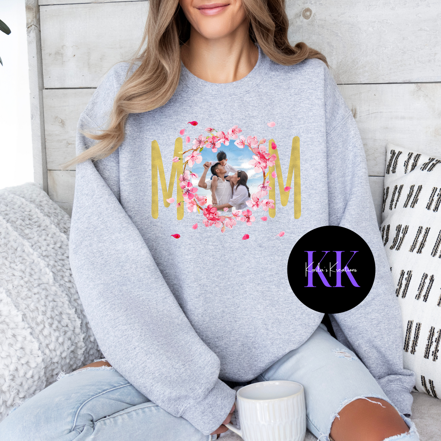 MOM Shirt Or Sweatshirt With Custom Picture