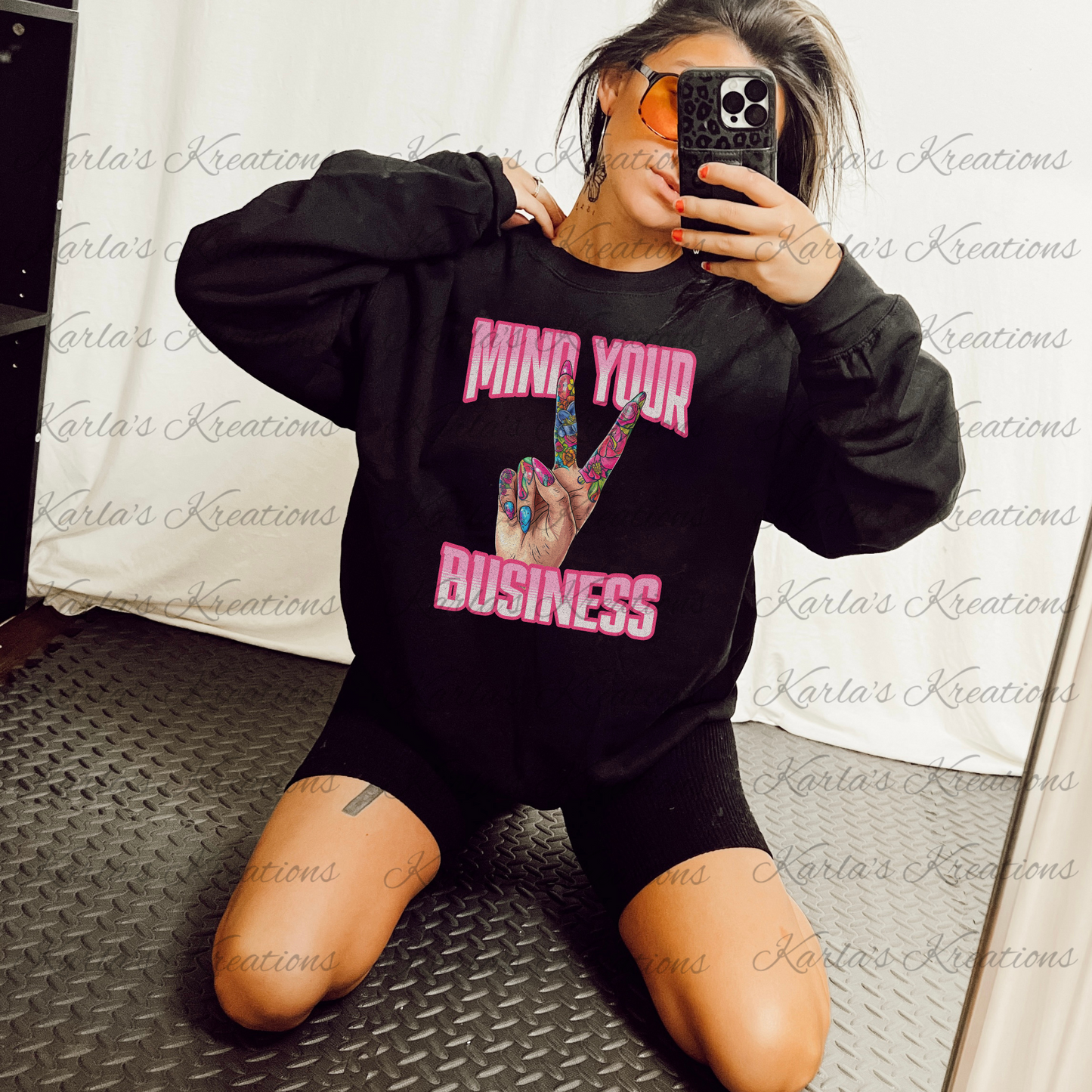 MIND YOUR BUSINESS SWEATSHIRT/TSHIRT